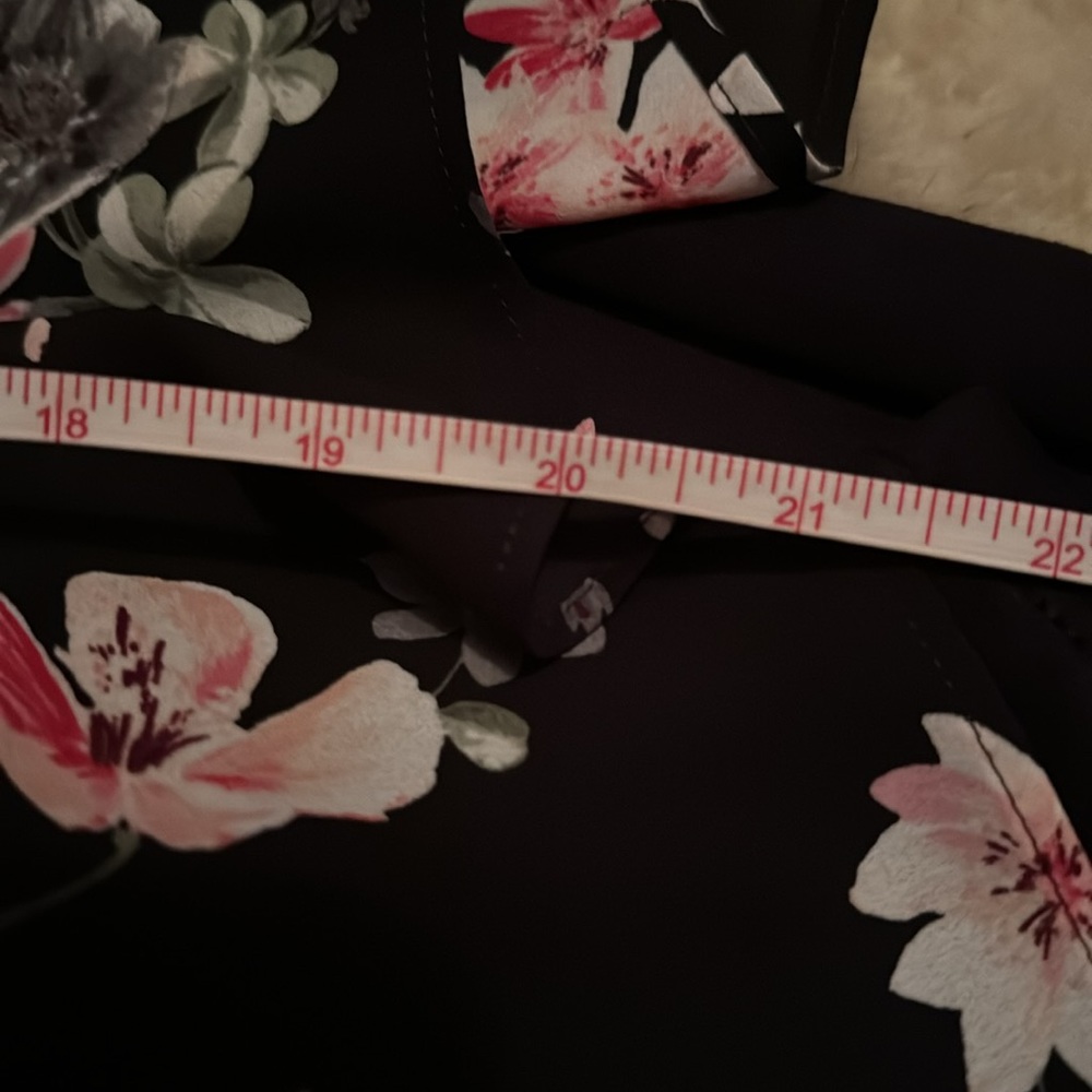 Express Split Back Top - image 5